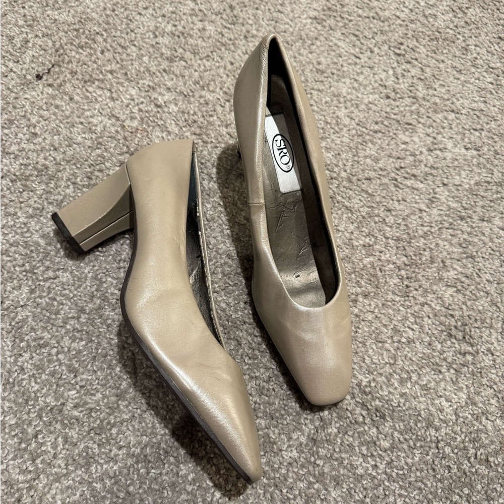 American Vintage Beige Leather Women's Heels